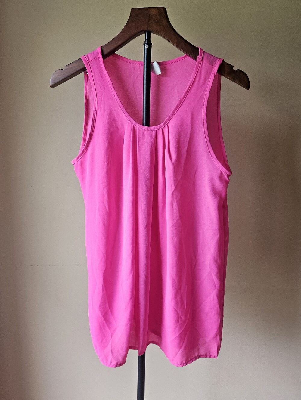 Brenda's Women's Pink Sleeveless Tank Top Size Small
